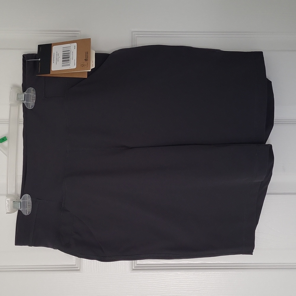 NWT North Face Do Everything Short